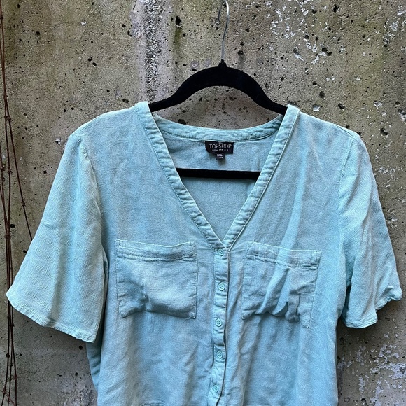 Topshop Mint Green Blouse w/ Pocket Detail, Button-Down Shirt, Size 8 - Picture 4 of 11